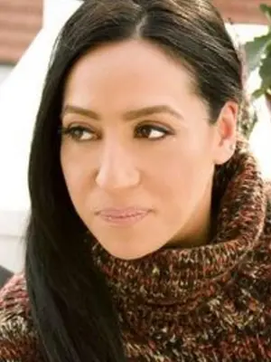 Picture of Binnur Kaya