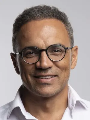 Picture of Kazım Öz