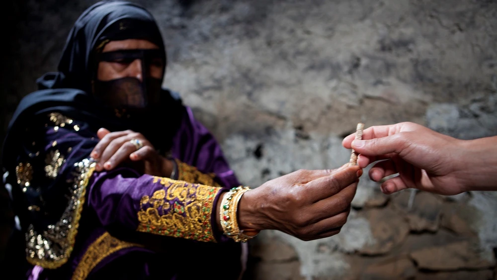 A Dragon Arrives! - film still