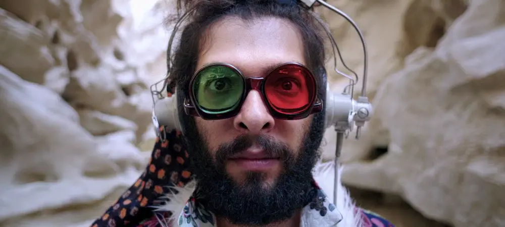 A Dragon Arrives! - film still