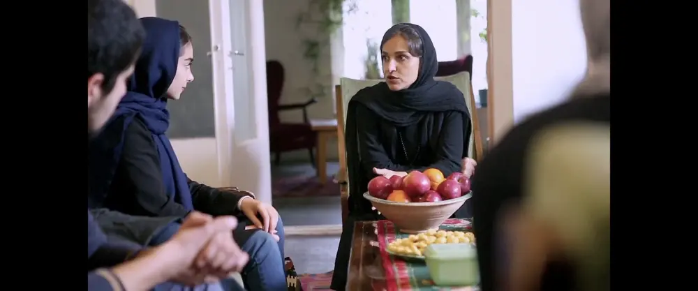 A Dragon Arrives! - film still