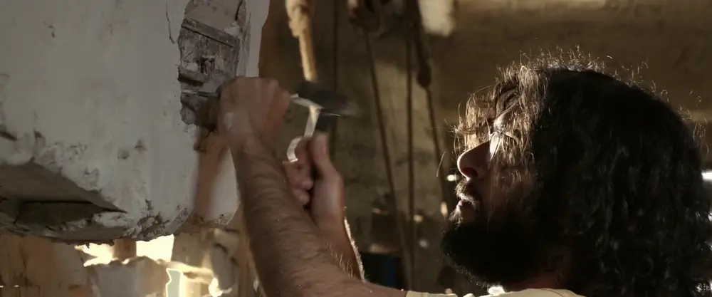 A Dragon Arrives! - film still