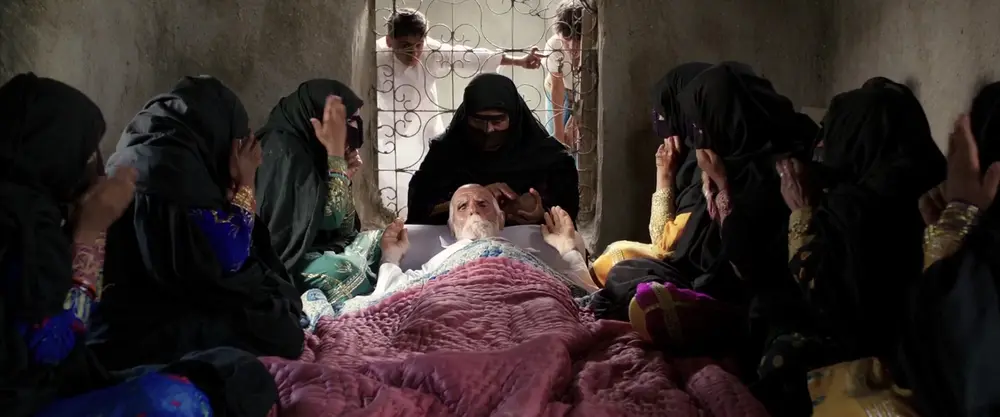 A Dragon Arrives! - film still