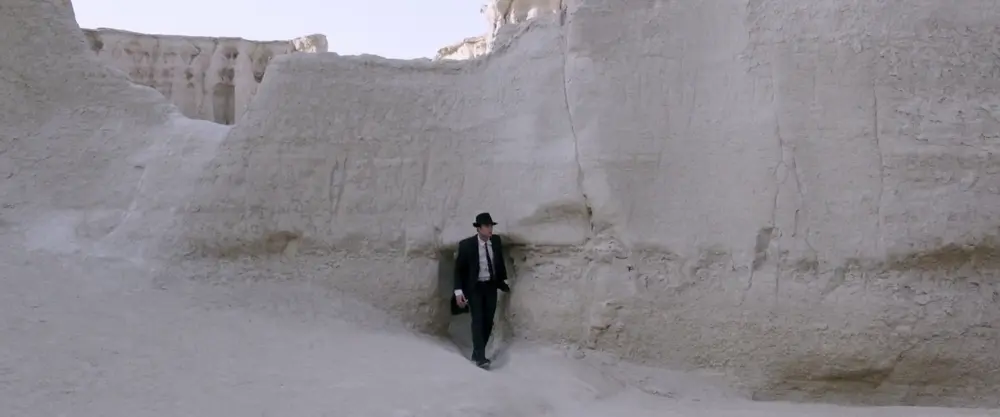 A Dragon Arrives! - film still